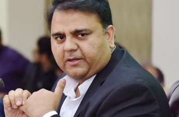 Pakistan minister calls Indian space ambitions political gimmickry पाक सरकार के मंत्री ने एक बार फिर कसा तंज, कहा- चंद्रयान-2 मिशन सिर्फ राजनीतिक दिखावा है