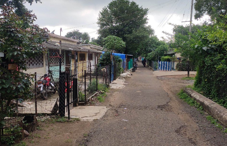 Latest news in guna रेलवे को चमकाने के लिए खर्च कर दिए तीन करोड़, आवासों के लिए ईंट तक नहीं
