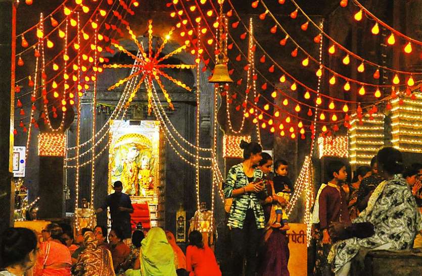 जन्माष्टमी की धूम : नंद के आनंद भयो... जय कन्हैयालाल की जन्माष्टमी की धूम : नंद के आनंद भयो... जय कन्हैयालाल की