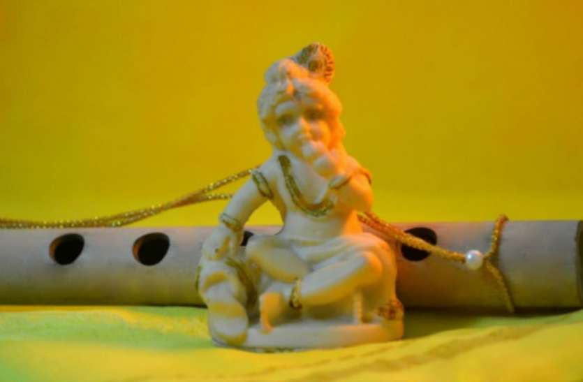 sohar.jpg krishna janmashtami 2019 पर सुनिये श्रीकृष्ण जी का सोहर गीत