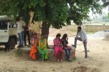 Issues are becoming secondary, round of accusation मुद्दे हो रहे गौण, आरोप-प्रत्यारोप का दौर
