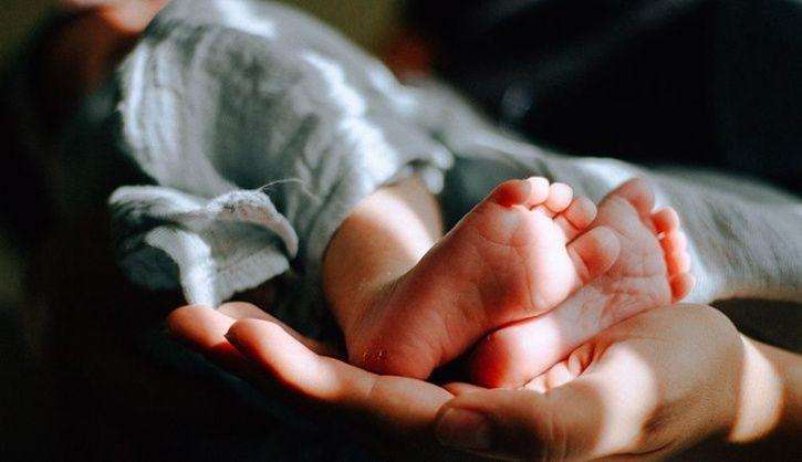 germ_free_childhood_makes_children_prone_to_leukemia_1562398103_725x725.jpg