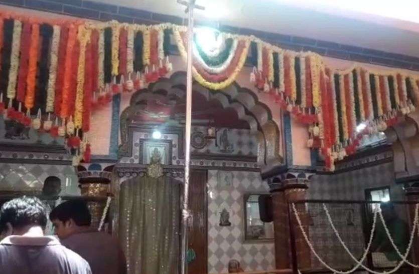 जन्माष्टमी विशेष: राजस्थान में यहां दो बार जन्म लेते हैं कान्हा, जानिए 600 वर्ष पुराने इस मंदिर का रोचक इतिहास