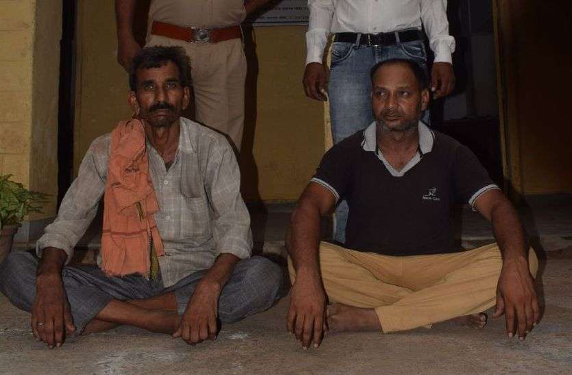 Dholpur Police Arrest Illegal Marijuana Smugglers Carrying To Alwar अलवर ला रहे थे 27 लाख रुपए कीमत का गांजा, गांजे की गंध के कारण धौलपुर पुलिस ने रोका, अलवर का आरोपी गिरफ्तार