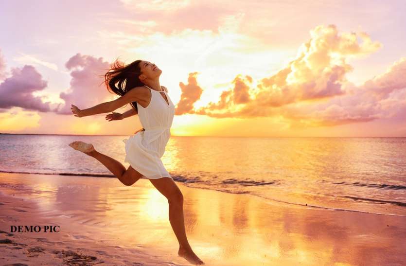 woman_happy.jpg रिसर्च में हुआ खुलासा! कई शादियां करने वाली महिलाएं रहती हैं हमेशा खुश