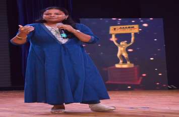 एवरेस्ट फतह करने वाली दिव्यांग अरुणिमा ने कहा, डर दुश्मन है, इसे हावी नहीं होने दें एवरेस्ट फतह करने वाली दिव्यांग अरुणिमा ने कहा, डर दुश्मन है, इसे हावी नहीं होने दें