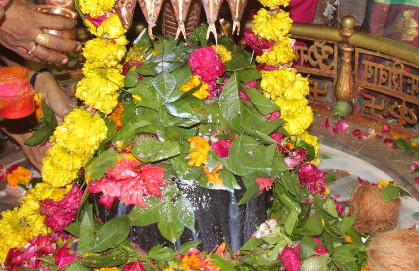 इस शहर के ‘राजा’ के सामने मत्था टेकने के बाद ही कलेक्टर-एसपी लेते हैं ज्वाइनिंग