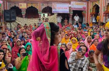 हरदेव मंदिर में मनाया नंदोत्सव, लुटाई छाक हरदेव मंदिर में मनाया नंदोत्सव, लुटाई छाक