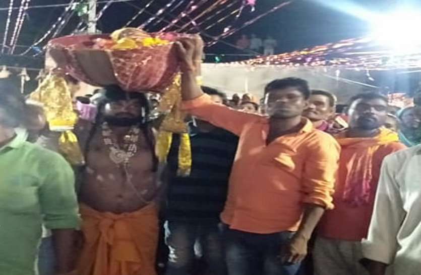 krishanmonsoon जैसे नन्दलाला के दर्शन को आ पहुंचे मानसून राजा,बरसात ने किया मुरलीधर का अभिनन्दन