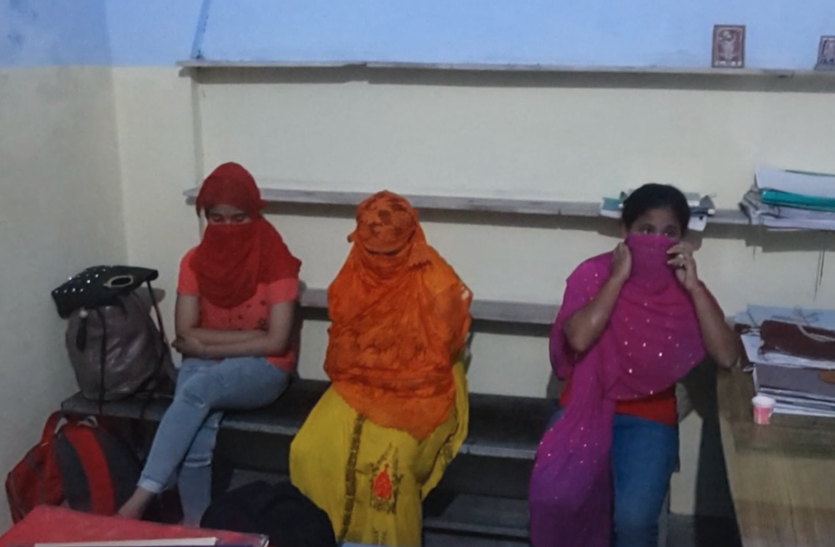 Sex Racket होटल में धड़ल्ले चल रहा था सेक्स रैकेट का कारोबार, चंद रुपयों में होटल मैनेजर ग्राहकों को भेजता था बाहर की युवतियां