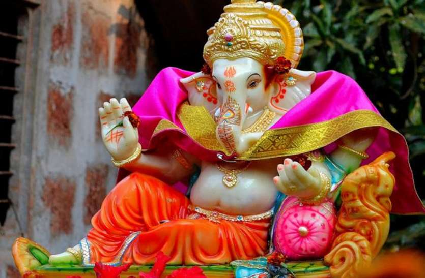 ganpati गणेश चतुर्दशी से अनंत चौदस तक करें इस चौपाई का पाठ, धन संकट छूमंतर हो जाएगा, जानिए कब है गणेश चतुर्थी...