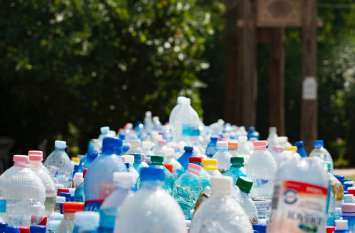 #PM# Modi's# attack# on# plastic# पीएम मोदी का प्लास्टिक पर वार