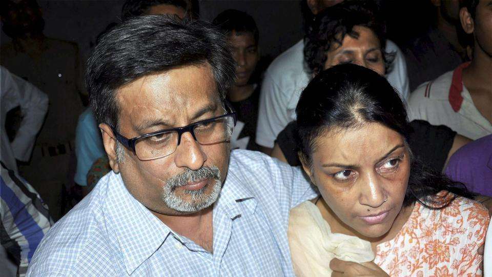 nupur-talwar-and-rajesh-talwar-acquitted_7d45f622-aff4-11e7-9bc1-6ddb500cf946.jpg