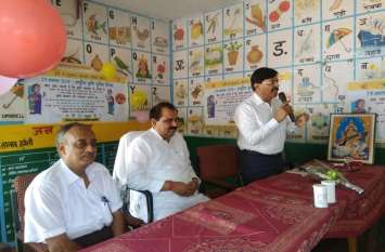 deworming day in jhansi बच्चों के संपूर्ण विकास को रोकता है ये संक्रमण