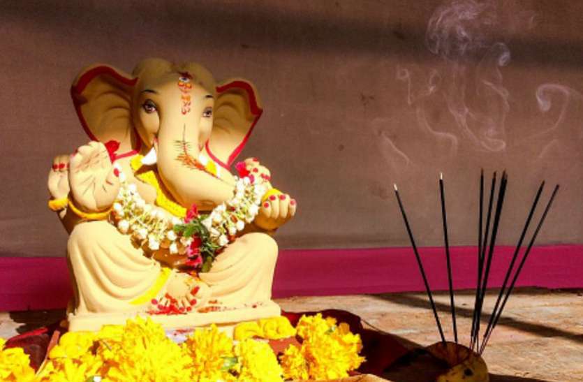 birth_story_of_lord_ganesha.jpg Ganesh Chaturthi 2019: ऐसे हुआ था गणपति का जन्म, जानें रोचक बातें