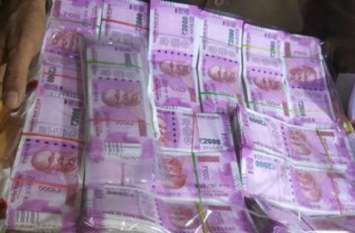 Crime in Mahasamund: 5 accused arrested with 3.25 lakhs Fake currency नकली नोटों को खपाने बदमाशों ने अपनाया ये अनोखा तरीका, जानकर पुलिस के भी उड़ गए होश
