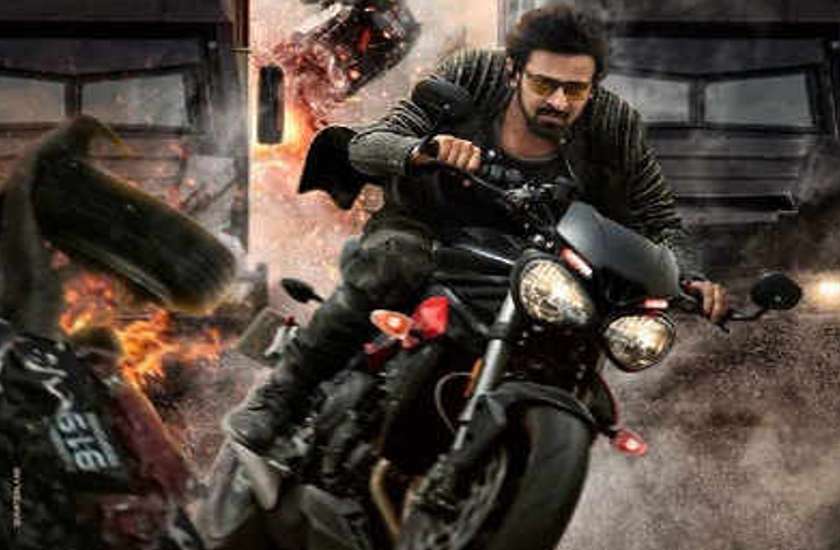 Saaho 1st day Box Office Collection: 2019 की बाकी फिल्मों को पछाड़ नया रिकॅार्ड कायम करती दिखी 'साहो', पहले ही दिन शो हुए हाउसफुल