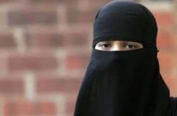 woman converted her religion to marry lover got teen talaq पहले कराया धर्म परिवर्तन फिर दिया तीन तलाक, घरवालों ने तोड़े रिश्ते, भाई और बहनोई ने किया दुष्कर्म का प्रयास