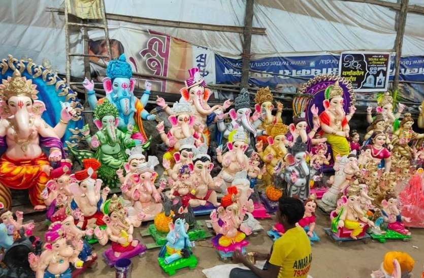 इस मुहूर्त में स्थापित करें गणेश जी इस मुहूर्त में स्थापित करें गणेश जी