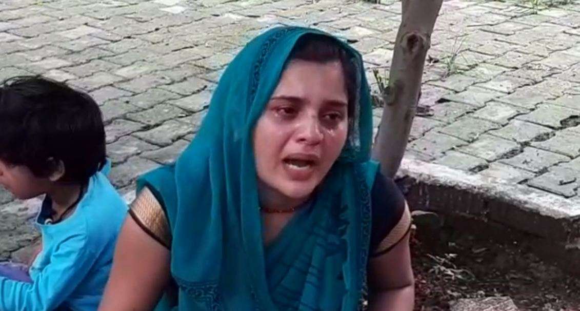 बेटी को जन्म देने पर बहू को माना पनौती, दुधमुंही बच्ची के साथ घर से भगाया