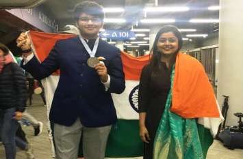 Pranav won the silver medal in the World Skills Competition in Russia रूस में विश्व कौशल प्रतियोगिता में प्रणव ने जीता रजत पदक