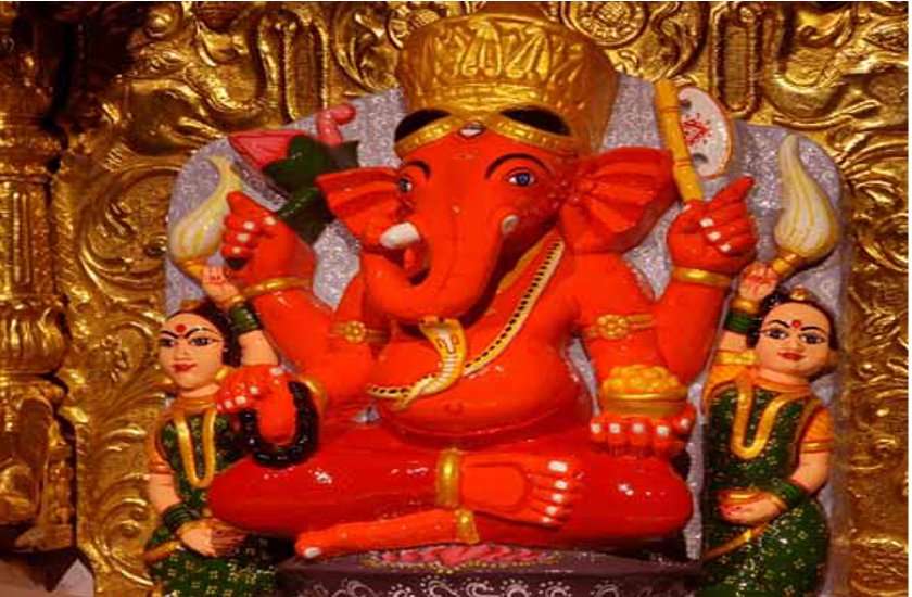 Ganesh ji abhishek with blood