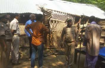 leopard attcks child in shravasti अपने बच्चे की तलाश में गांव पहुंचे तेंदुए ने एक मासूम को बनाया अपना निवाला