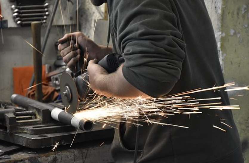induction_furnace_industry.jpg मंदी की मार से गुजरात में इंडक्शन फर्नेस उद्योग में 7000 बेरोजगार