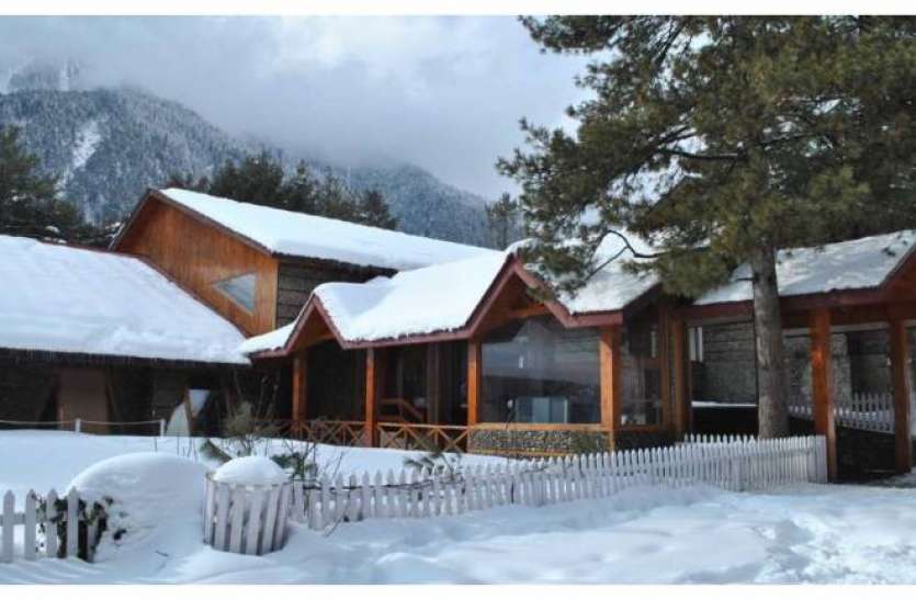 kashmir_2.jpg कश्मीर में एक लाख करोड़ के निवेश से 100 होटल बनाने की तैयारी
