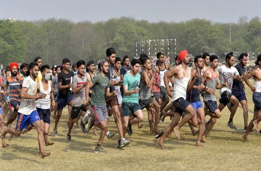 पाक और आतंकियों के मंसूबों को कड़ा जवाब, हम कश्मीर के नौजवान हैं साहब! पाक और आतंकियों के मंसूबों को कड़ा जवाब, हम कश्मीर के नौजवान हैं साहब!