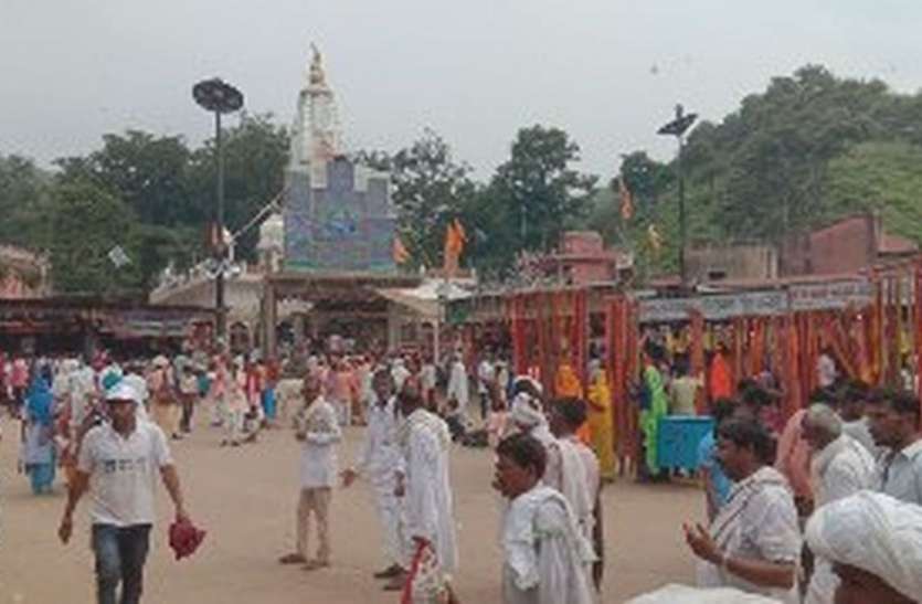 alwar bharthri festivel news अलवर ही नहीं देश भर में पूजे जाते हैं लोकदेवता भर्तृहरि, मेला शुरू alwar bharthri festivel news अलवर ही नहीं देश भर में पूजे जाते हैं लोकदेवता भर्तृहरि, मेला शुरू