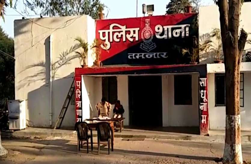 व्याख्याता हुआ उठाईगिरी का शिकार, बाइक की डिक्की से सवा लाख पार व्याख्याता हुआ उठाईगिरी का शिकार, बाइक की डिक्की से सवा लाख पार