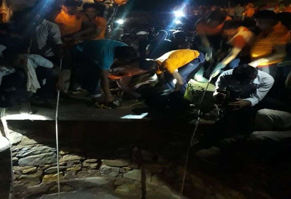 पपलाज माता पदयात्रा में जा रही बालिका कुएं में गिरी, डूबने से मौत, रातभर किया प्रयास, सुबह निकला शव