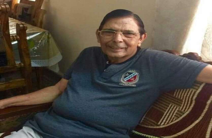 teachers day 2019 ये हैं 82 साल के यंगेस्ट प्रोफेसर, रिटायरमेंट के 22 साल बाद भी टीचिंग में नंबर 1