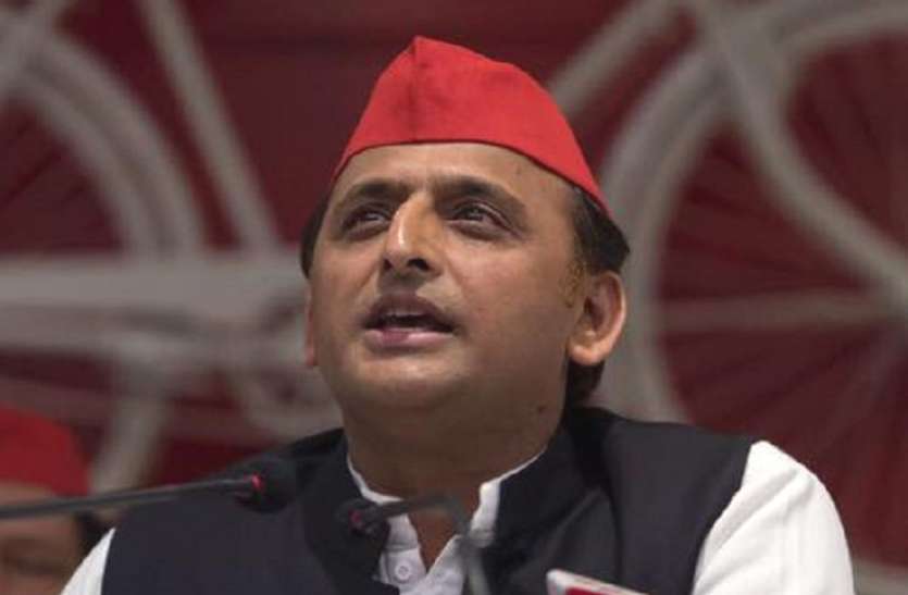 Akhilesh yadav सपा कार्यालय पहुंचे अखिलेश यादव, 2022 चुनाव के लिए कार्यकर्ताओं के बीच किया बड़ा ऐलान