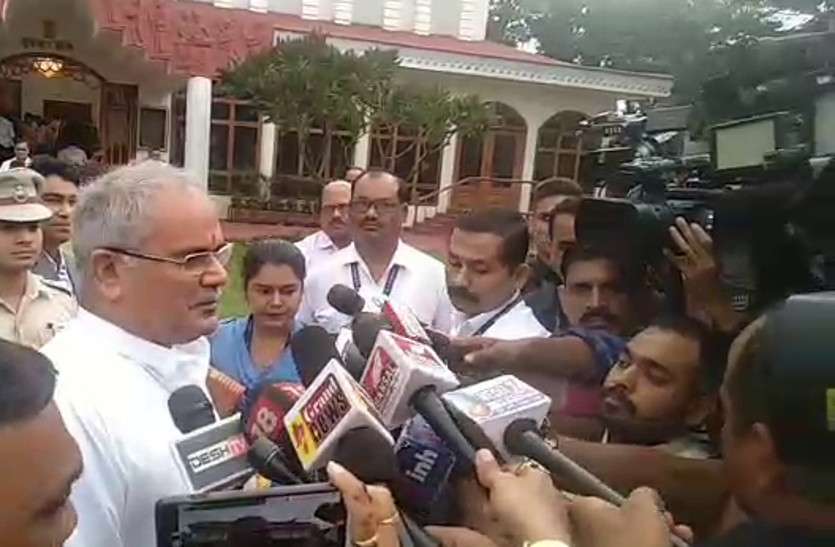 अगले साल शिक्षक दिवस पर सम्मानित होने वाले उत्कृष्ट शिक्षकों की लिस्ट जारी, CM ने दी बधाई अगले साल शिक्षक दिवस पर सम्मानित होने वाले उत्कृष्ट शिक्षकों की लिस्ट जारी, CM ने दी बधाई