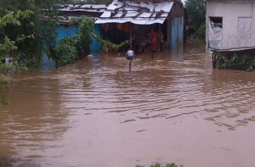 latest weather report of mp ये तीन सिस्टम, जो करा रहे हैं जोरदार बारिश