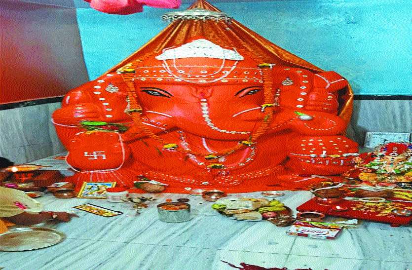 स्वप्न देकर प्रगट हुए भगवान गणेश के दर्शन से संतान सुख की होती है प्राप्ति स्वप्न देकर प्रगट हुए भगवान गणेश के दर्शन से संतान सुख की होती है प्राप्ति