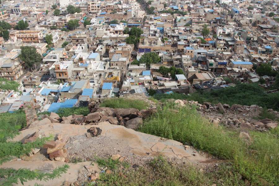 illegal construction nearby hills of jodhpur are becoming dangerous