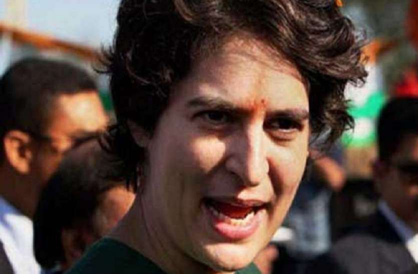 बिजली दरों को लेकर प्रियंका गांधी ने भाजपा सरकार पर बोला हमला, कहा - भाजपा जनता की जेब काटने में लगी है मंदी को लेकर प्रियंका गांधी ने भाजपा सरकार पर बोला हमला, कहा - बहानेबाजी, बयानबाजी और अफवाहें फैलाने से काम नहीं चलेगा