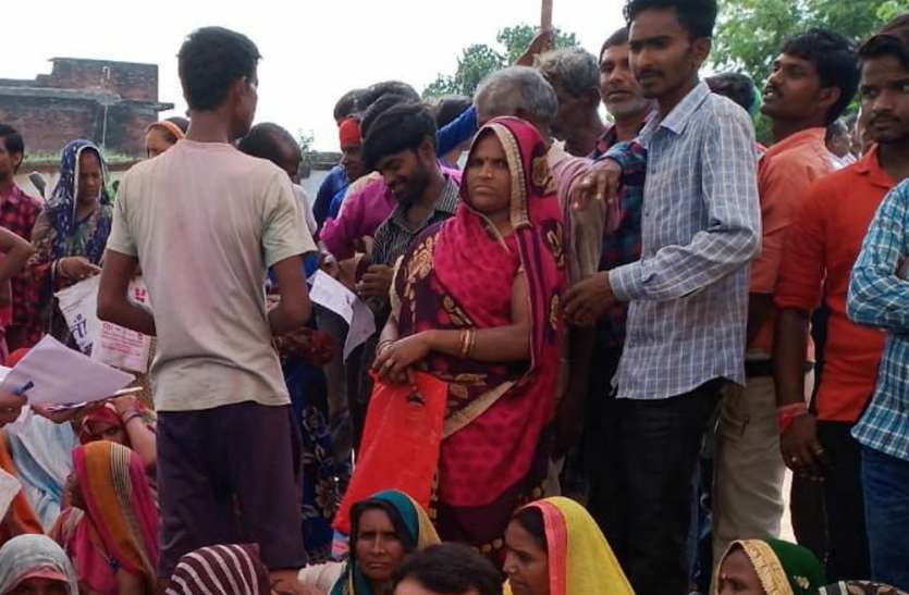 PM accommodation not found, then outburst on city council, know how नहीं मिला पीएम आवास तो नगर परिषद पर निकाली भड़ास, जानिए कैसे
