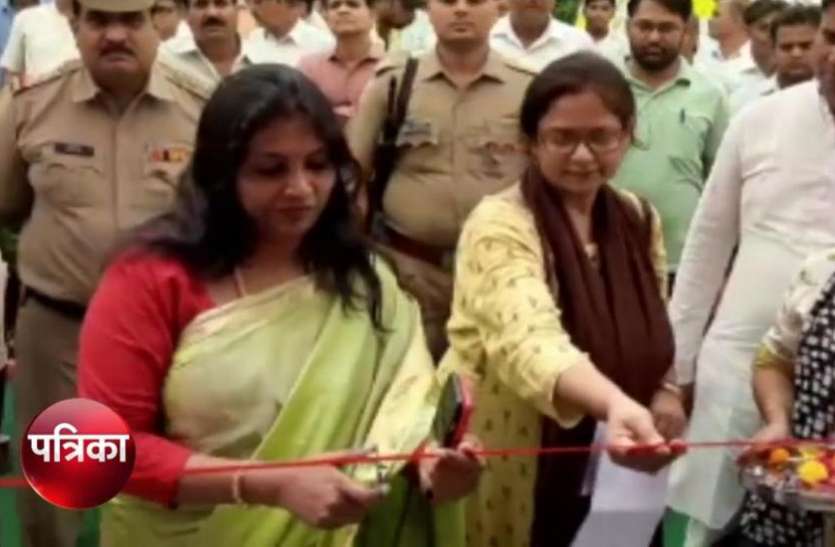 screenshot_from_2019-09-05_13-13-39.jpeg इस IAS अफसर ने की गर्भवती महिलाओं की गोद भराई, दिया ऐसा संदेश कि आप भी कहेंगे 'वाह’, देखें वीडियो