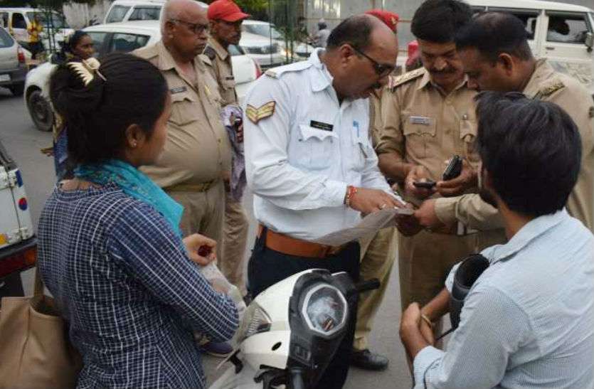 प्रतीकात्मक तस्वीर, फोटो सोर्स: गूगल