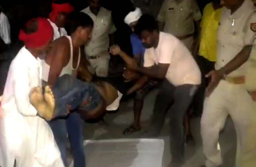 Man Beaten to Death BIG NEWS महज 180 रुपये के लिये यूपी में पीट-पीटकर हत्या