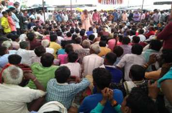 youth dies in police custody, tension persisted, relatives did not tak youth dies in police custody--पुलिस छावनी क्यों बन गया मांगरोल, तनाव बरकरार, परिजनों ने नहीं लिया शव