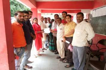 Four councilors resign from PIC सीएमओ और अध्यक्ष की कार्यप्रणाली से नाराज चार पार्षदों ने पीआईसी से दिया इस्तीफा