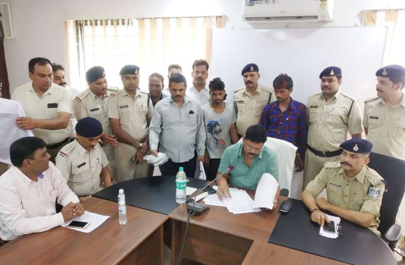 Old man's murder accused arrested #Khulasa चोरी के इरादे से घुसे थे शातिर अपराधी, जागने पर कर दी थी हत्या...