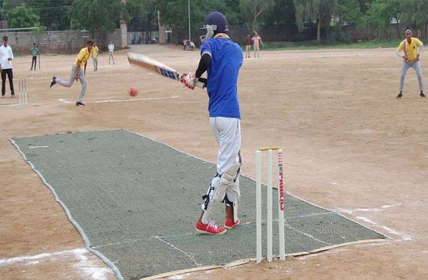 Pooja vastrakar Selection for International One-Day Cricket Match अन्तर्राष्ट्रीय वन-डे क्रिकेट मैच के लिए पूजा वस्त्रकार का चयन