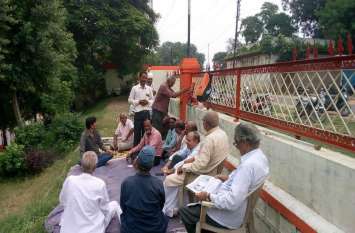 Pratap Tiwari remembered, प्रताप तिवारी को किया याद, मनाई पुण्यतिथि