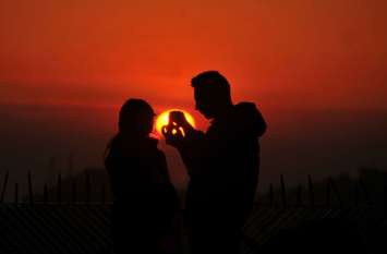 Life Partner Tips: how to find best life partner चाहिए मनचाहा पार्टनर तो आज ही अपनाइये यह उपाय